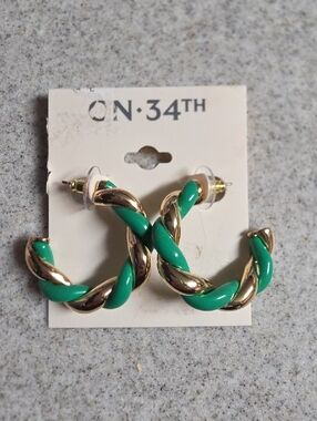 🟢Green and Gold Twisted Hoop Earrings